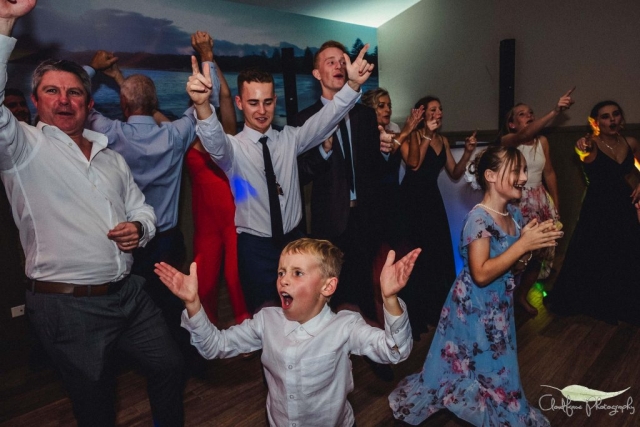 DJ South Coast TJ Productions Murramarang Resort Sing Wedding Dance Cloudface Photography